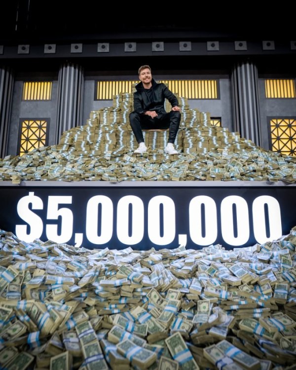 Mrbeast trị vì với tư cách là người tạo ra Internet số 1 với đế chế $ 85 triệu