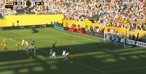 Real Madrid 3-2 Dortmund! Anh ấy đã dẫn đầu hai bàn thắng, nhưng thời gian dừng lại đột ngột thay đổ