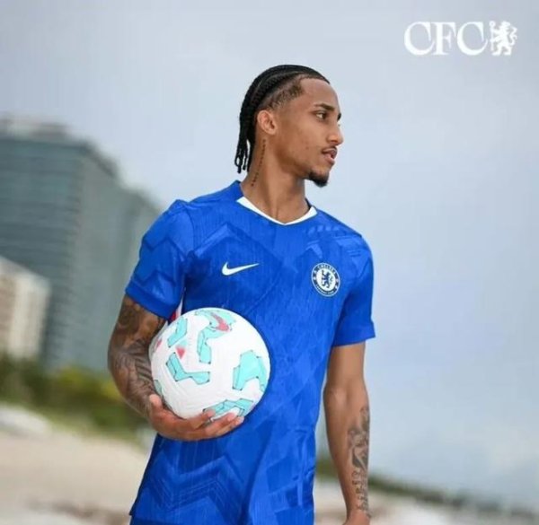Chuyển lịch sử bí mật | Chelsea ký hợp đồng với Joao Pedro