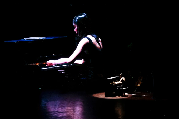    Hat Giong    Concert giúp x